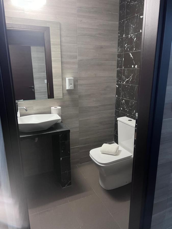 Jacuzzi Suites 2 Thessaloníki Exteriör bild